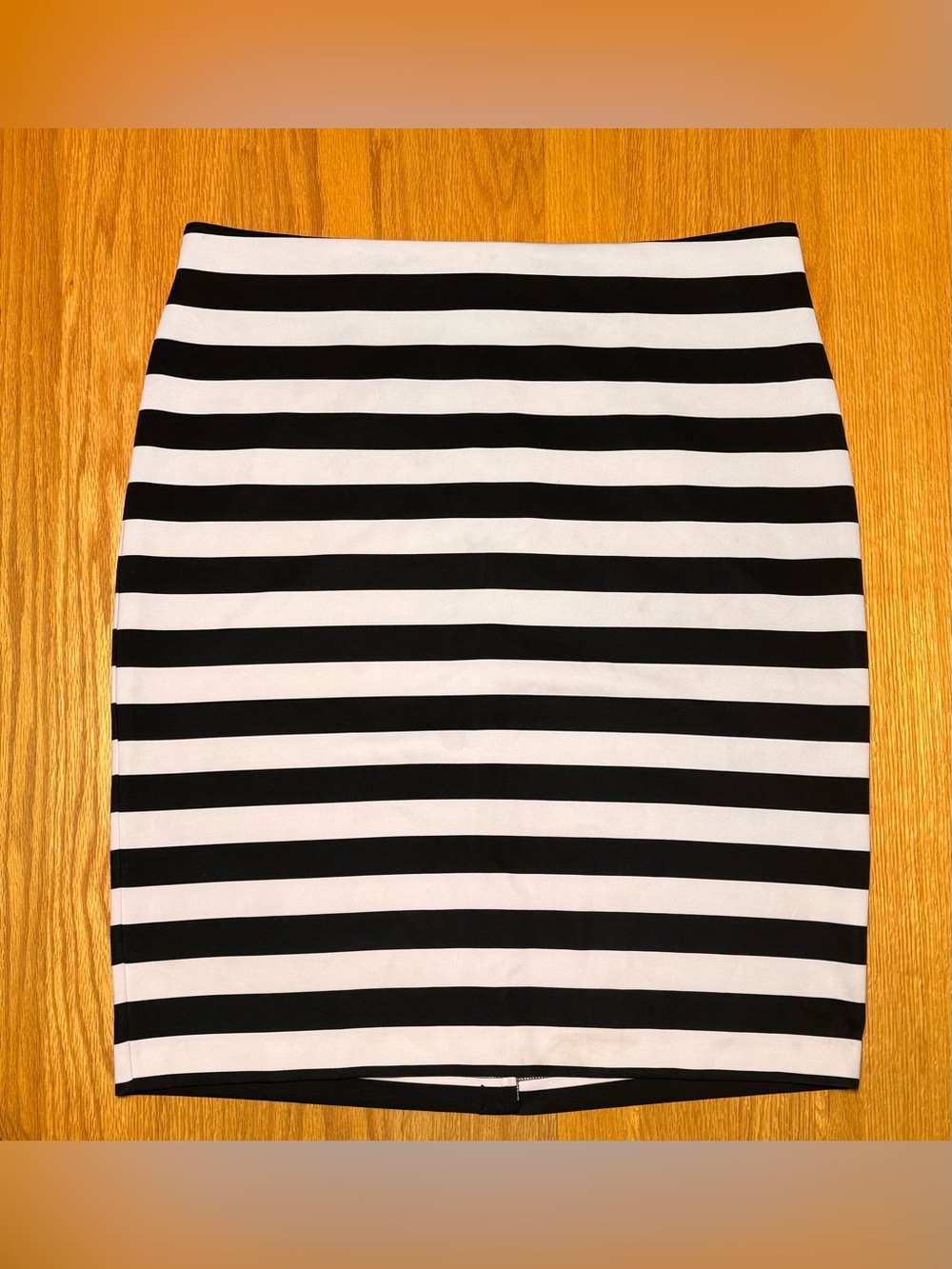 Worthington Black and White Horizontal Stripe Pencil Skirt